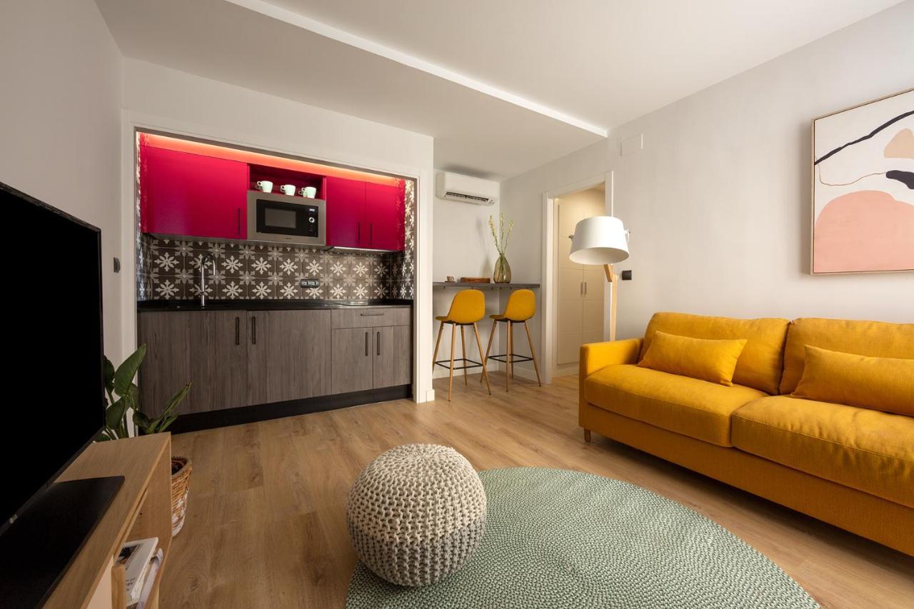 One Bedroom 1202
